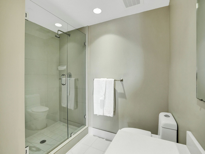 Others 3, Spacious Clermont Villa Sleeps 16 Pool, Broward