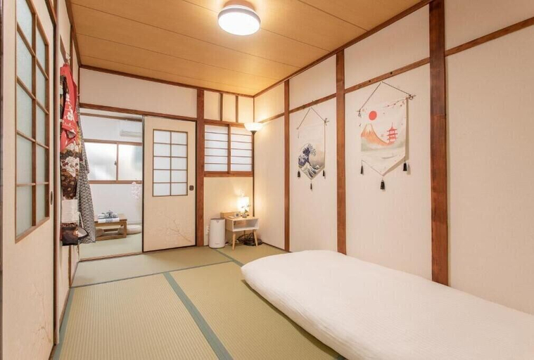 Bedroom 2, Midoribashi, Osaka