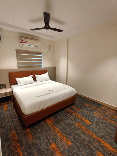 Others 4, SW Hotel, Bangalore
