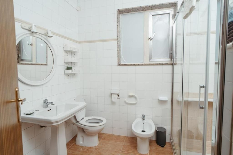 Others 3, Apartamentos Ancoradoiro, A Coruña