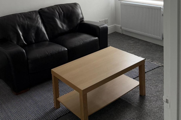 Others 2, Apartment Sleeps 6 Near Southampton City Centre, Southampton