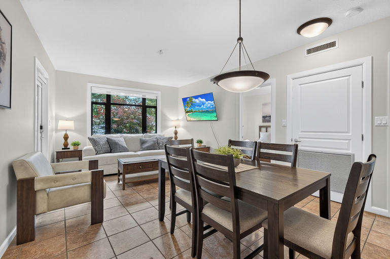 Others 4, 2 Bd Condo Playa 153 w Courtyard & Pool, Central Okanagan