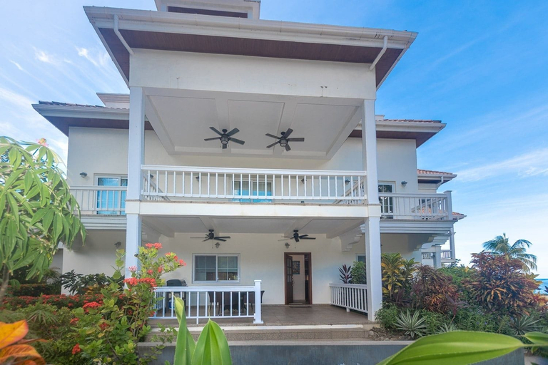 Exterior & Views 2, Lawson Rock - Angelfish 100, Roatán