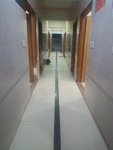 Others 3, Shri Raghuvar Dham Ashram, Mathura
