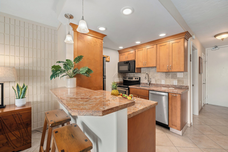 Others 5, Charming Mountain-view Studio Perfect for a Romantic Escape-lahaina Shores 514, Maui