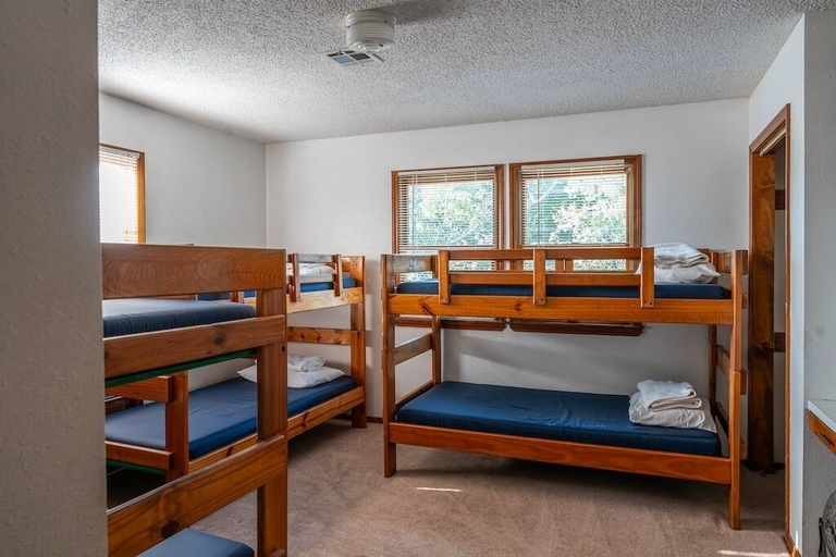 Others 3, Marval Resort, Sequoyah