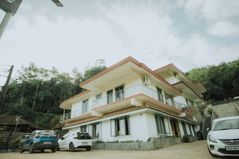 Others 3, Hasu Stay, Kodagu