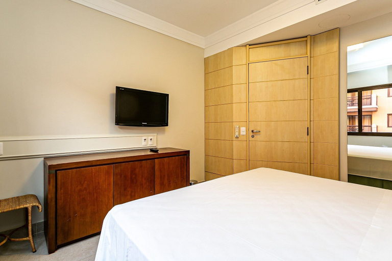 Others 4, Wonderful Suite in a Beachfront Resort Jbv108, Florianopolis