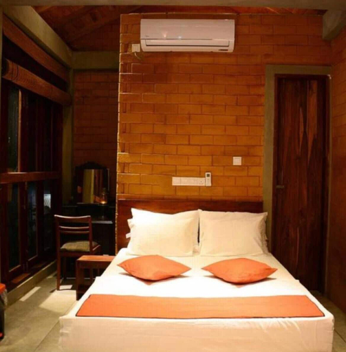 Others 5, Fort & Beach Retreat, Galle Four Gravets