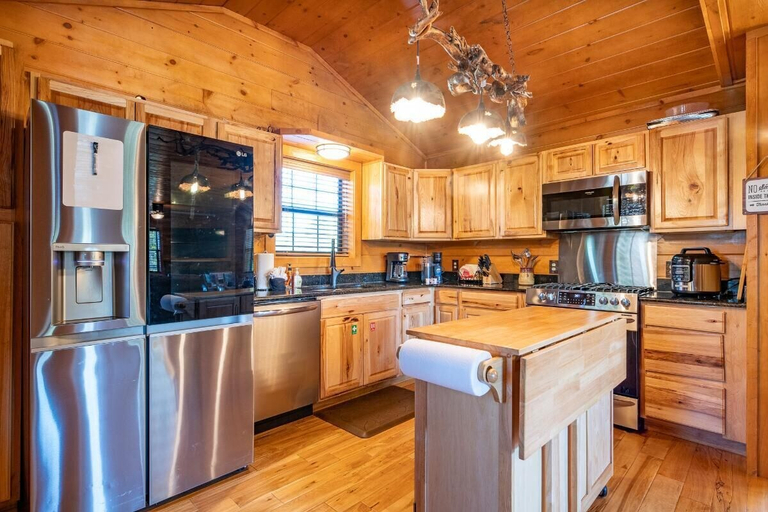Others 4, Ridge Vista, Sevier