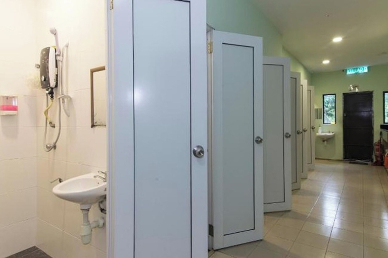Bathroom 4, Rain Forest Hotel, Kuala Lumpur