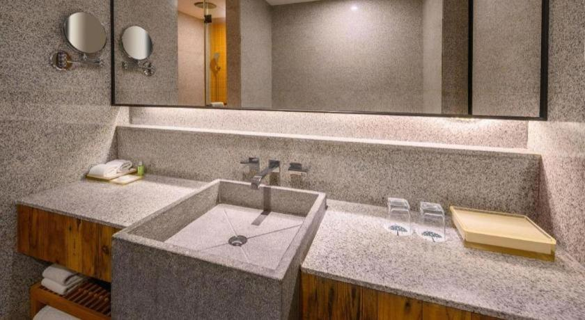 Bathroom 4, Starry Hotel, Shenzhen