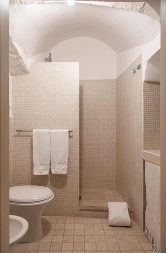 Bathroom 5, Il Sogno delle Benedettine, Brindisi