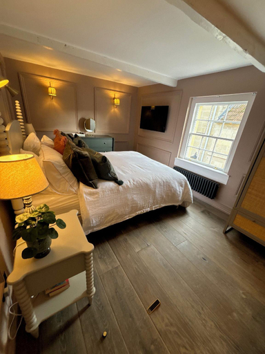 Bedroom 2, Princes Street Townhouse, Bath and North East Somerset