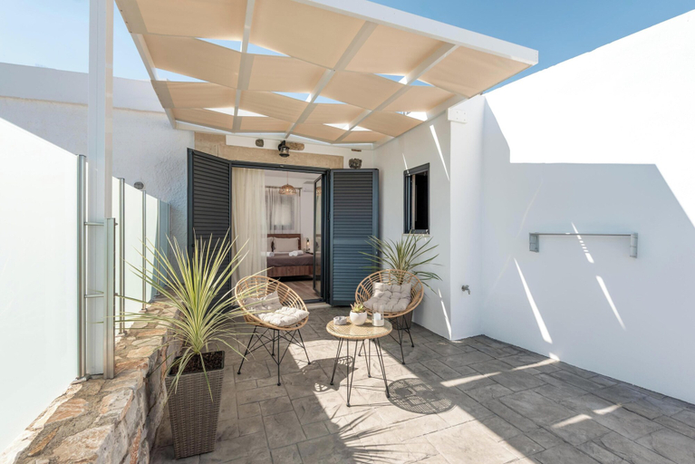 Others 5, Tholos Home Sfakia, Crete