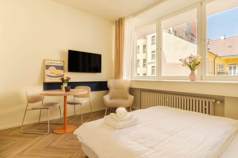 Others 4, LOCA by Ambiente Apartments, Bratislava