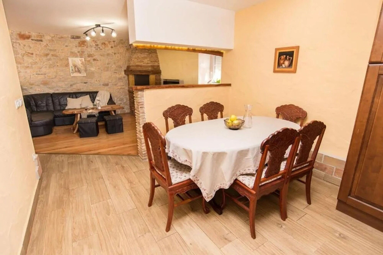 Others 5, House Cancin, Poreč