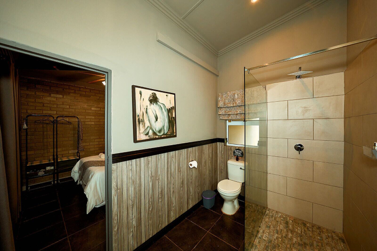 Others 4, Q Guesthouse, Uthungulu
