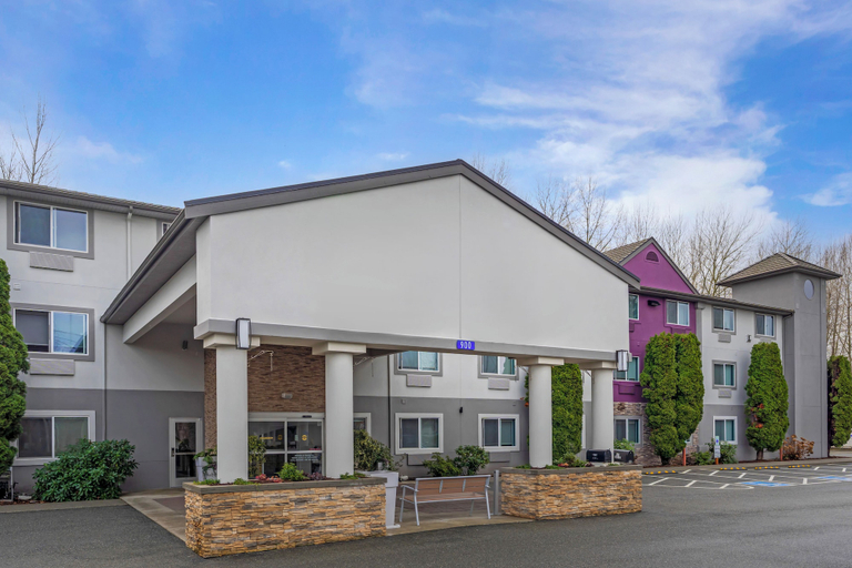 Exterior & Views 2, Best Western Plus Burlington Skagit Valley Inn, Skagit