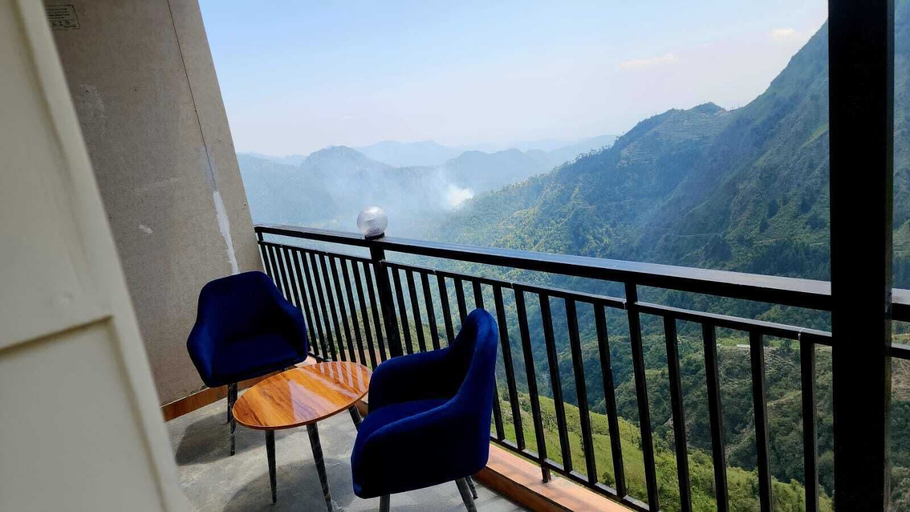 Others 1, Hazy hill, Dehradun
