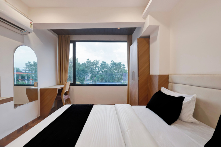 Others 5, Super Townhouse Dewas Bus Terminal, Ujjain