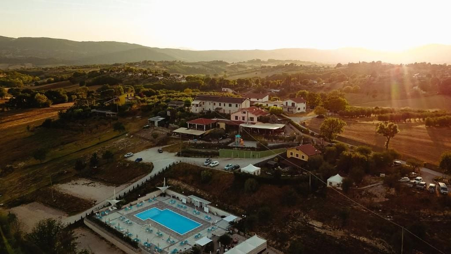 Others 5, Il Pozzo Country House, Terni