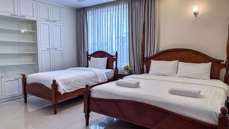 Others 5, Metra Tower, Phnom Penh