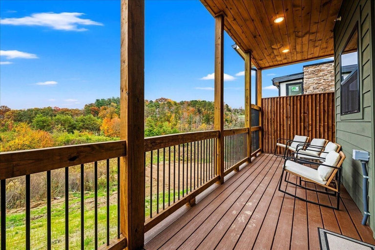 Others 5, Skyline Chalet, Sevier