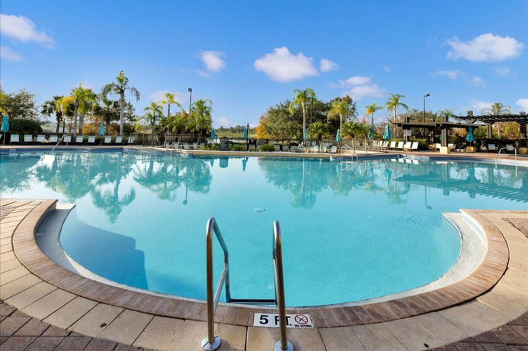 Others 5, Lrg Condo w Scenic Patio Views - Next to Occc, Orange