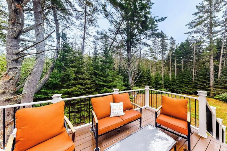 Others 4, Idyllic Waterfront Home With Furnished Deck, Grill, Sweeping Views & Private W/D, Lincoln