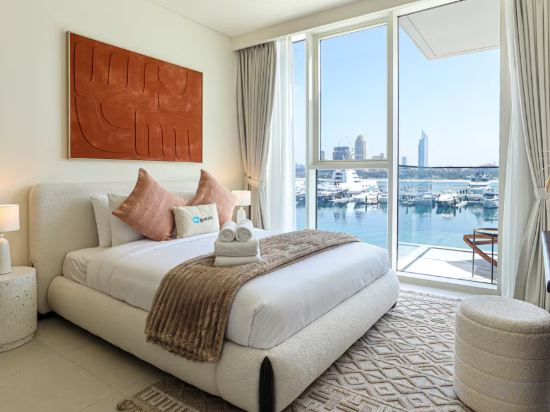 Others 3, Beautiful Sea Facing 1BR at Emaar Beachfront, Dubai