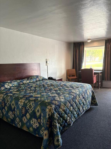 Others 5, Hollywood Motel, Dauphin