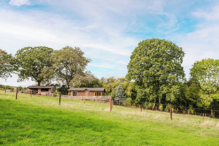 Others 4, Stunning Lodge For Two in Herefordshire, Herefordshire