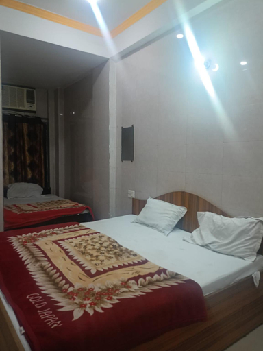 Bedroom 4, Shri Raghuvar Dham Ashram, Mathura