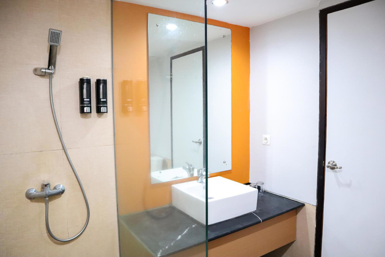 Bathroom 3, Ratu Duo Hotel, Jambi