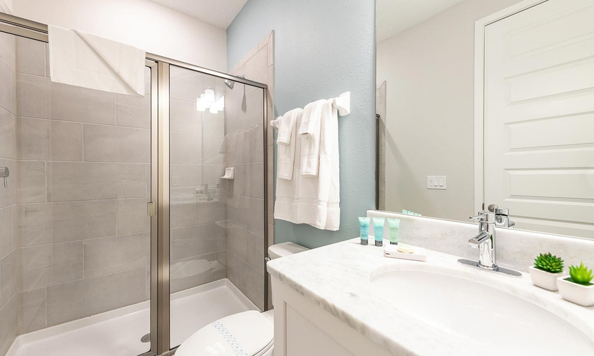 Others 5, Energetic Bright Villa With Theater at Encore, Osceola