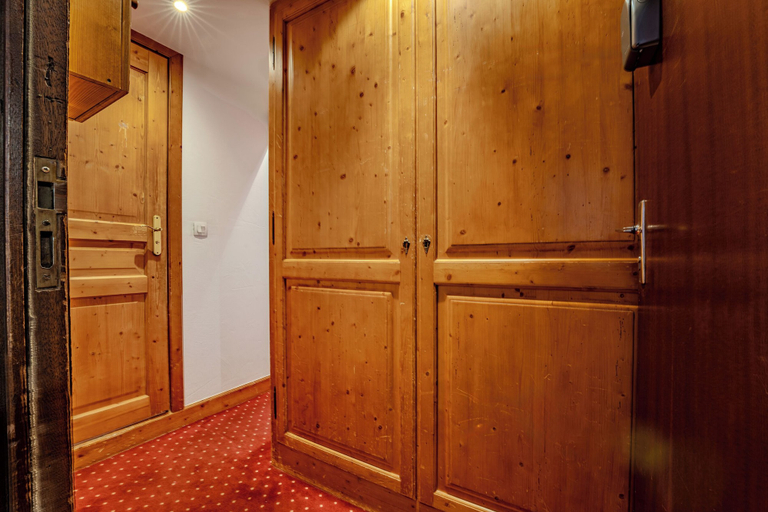 Others 5, Trois Vallees, Savoie