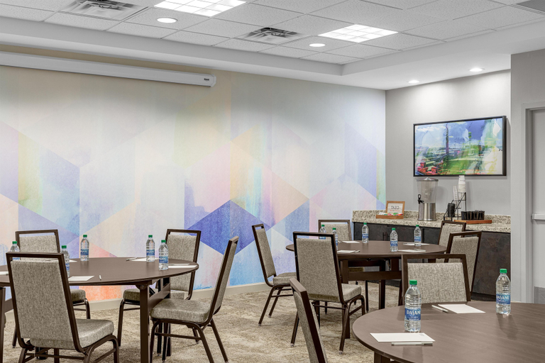 Food & Drinks 5, Hilton Garden Inn Raleigh-Durham Airport, Wake