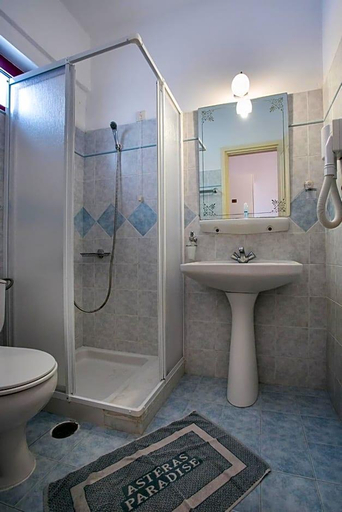 Bathroom 5, Asteras Paradise Hotel, South Aegean