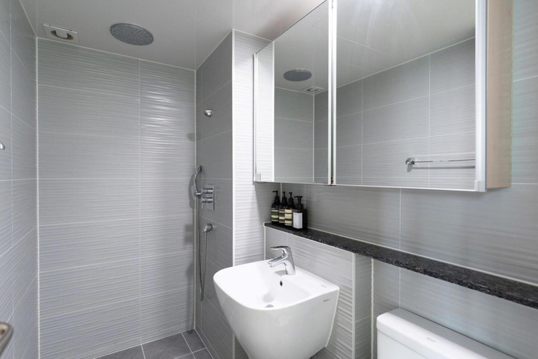 Bathroom, Marant Residence Hotel Busan Station, Dong
