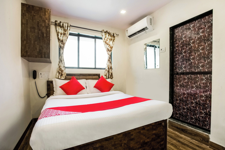 Others 4, Collection O Sector 1 Navi Mumbai, Thane
