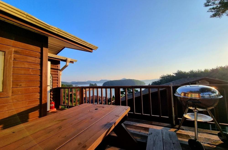 Others 5, Seosan Pine Sea Pension, Seosan
