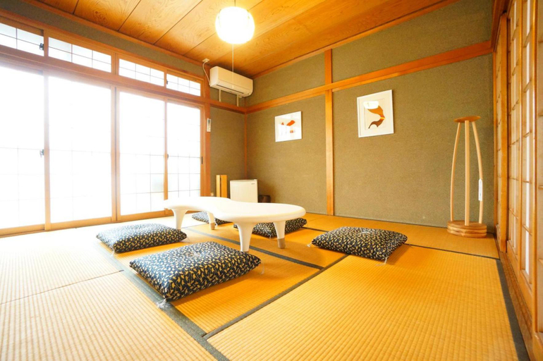 Bedroom 3, Momiji Takayama, Takayama