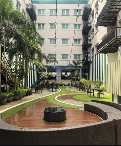 Exterior & Views 1, Hotel Santika Mega City Bekasi (tutup permanen), Bekasi