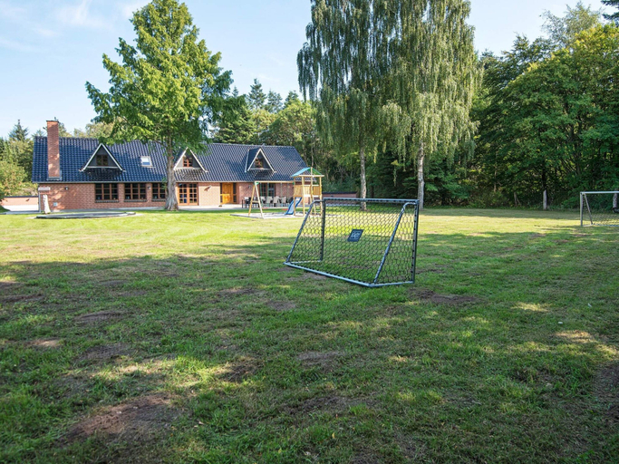 Others 4, 26 Person Holiday Home in Nimtofte-by Traum, Norddjurs