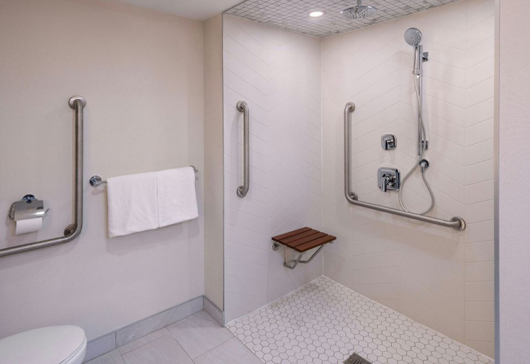Bathroom 3, Newmarket Hotel And Suites, York