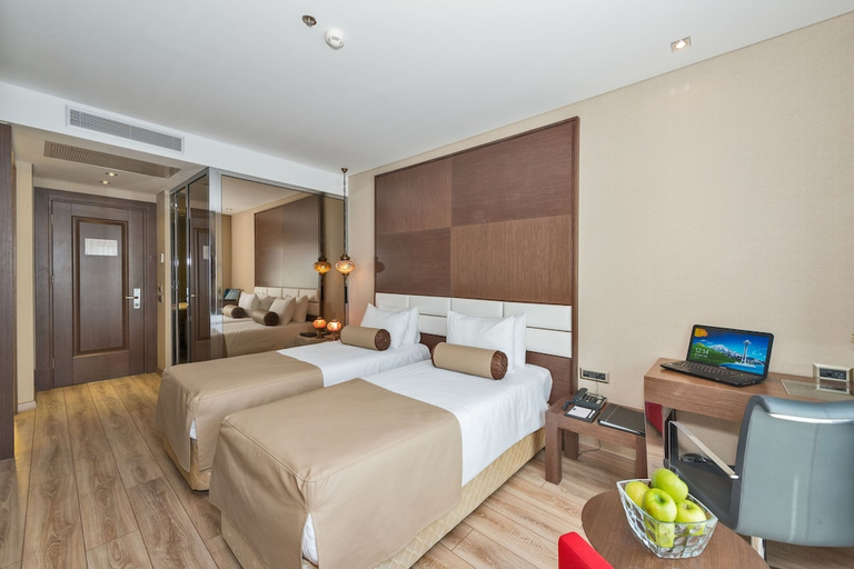 Bedroom 5, Istanbul Dora Hotel, Beyoğlu