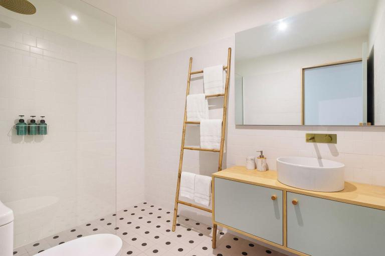 Bathroom 3, Alegr3 · Trendy & Charming Apartment, Porto