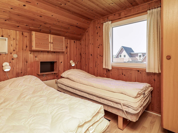 Bedroom 2, 6 Person Holiday Home in Hvide Sande, Ringkøbing-Skjern