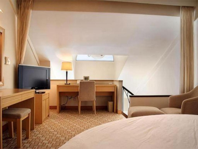 Bedroom 3, Guilin Merryland Resort, Guilin